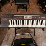 Casio Casiotone CT-320 49-Key Portable Synthesizer Keyboard